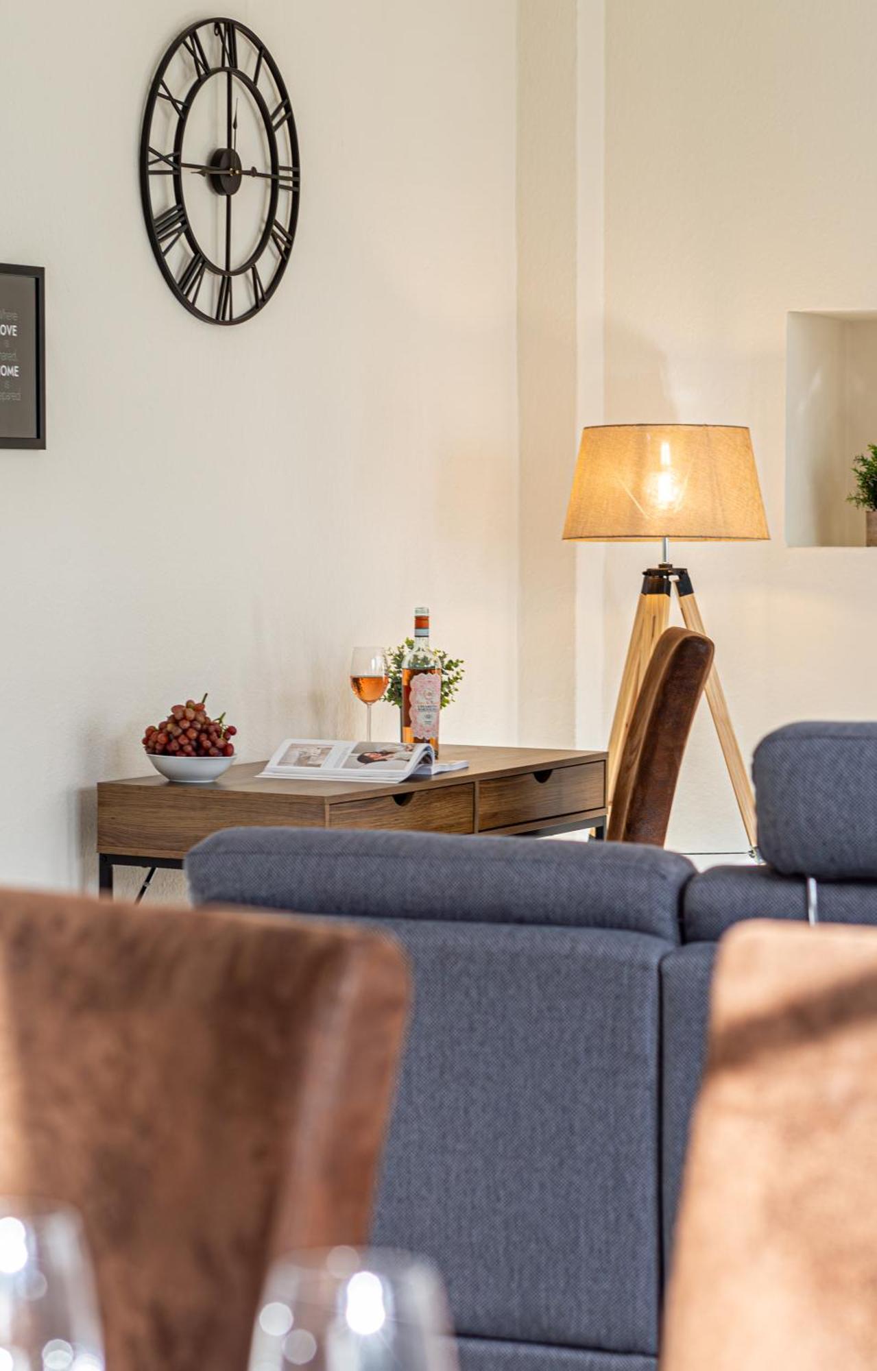 Luxus City Apartment Sauna Balkon Kueche Zentral روستوك المظهر الخارجي الصورة